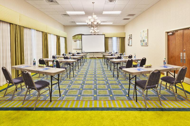 Holiday Inn Express Hotel & Suites Montgomery Boyd-Cooper Parkway By Ihg Exterior photo